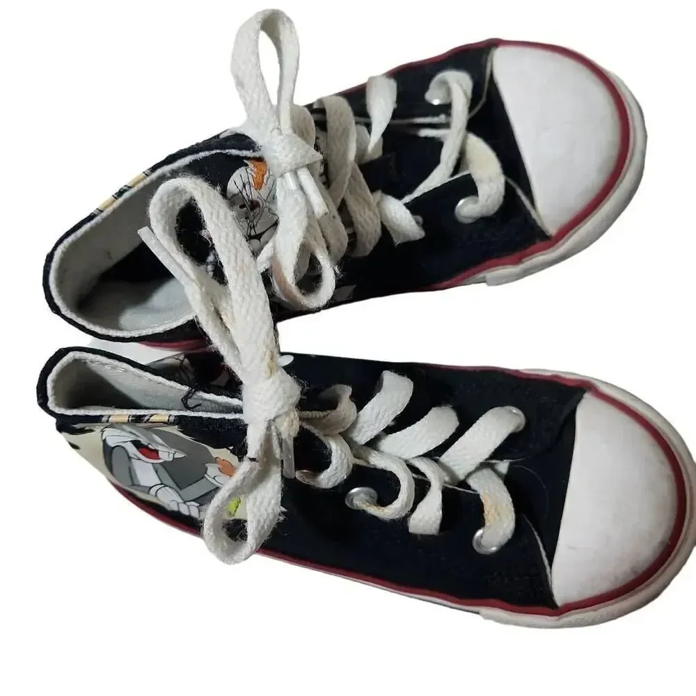 Converse Chuck Taylor All Star Toddler Size 8 Black Bugs Bunny Hi-Top Sneakers